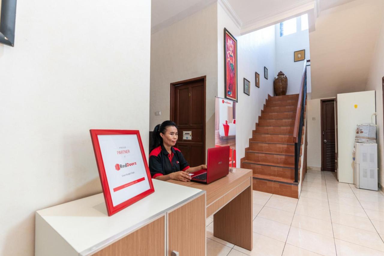 Wisma tamu Reddoorz @ Pengayoman Panakkukang 3 2*